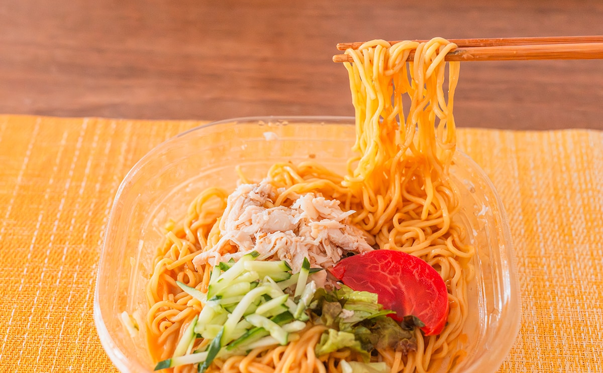 「うまからでした」「また買おう」【セブン】ピリ辛味がクセになる冷たい麺が発売に