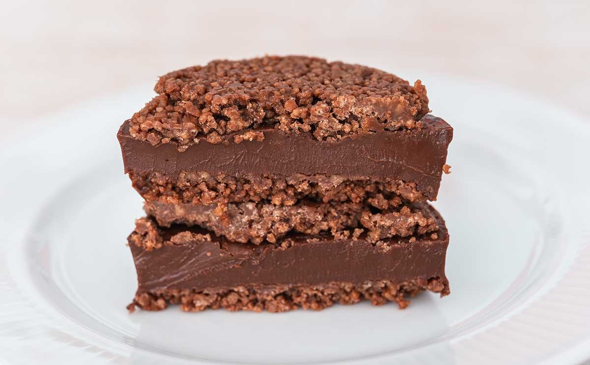 「毎日食べたい」「食べづらいけど美味しい」【ローソン】新作スイーツのザクザク感がたまらない