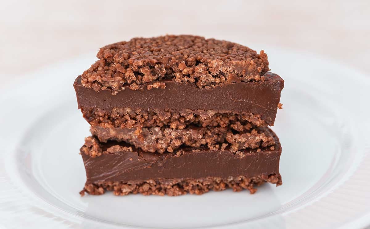 「毎日食べたい」「食べづらいけど美味しい」【ローソン】新作スイーツのザクザク感がたまらない