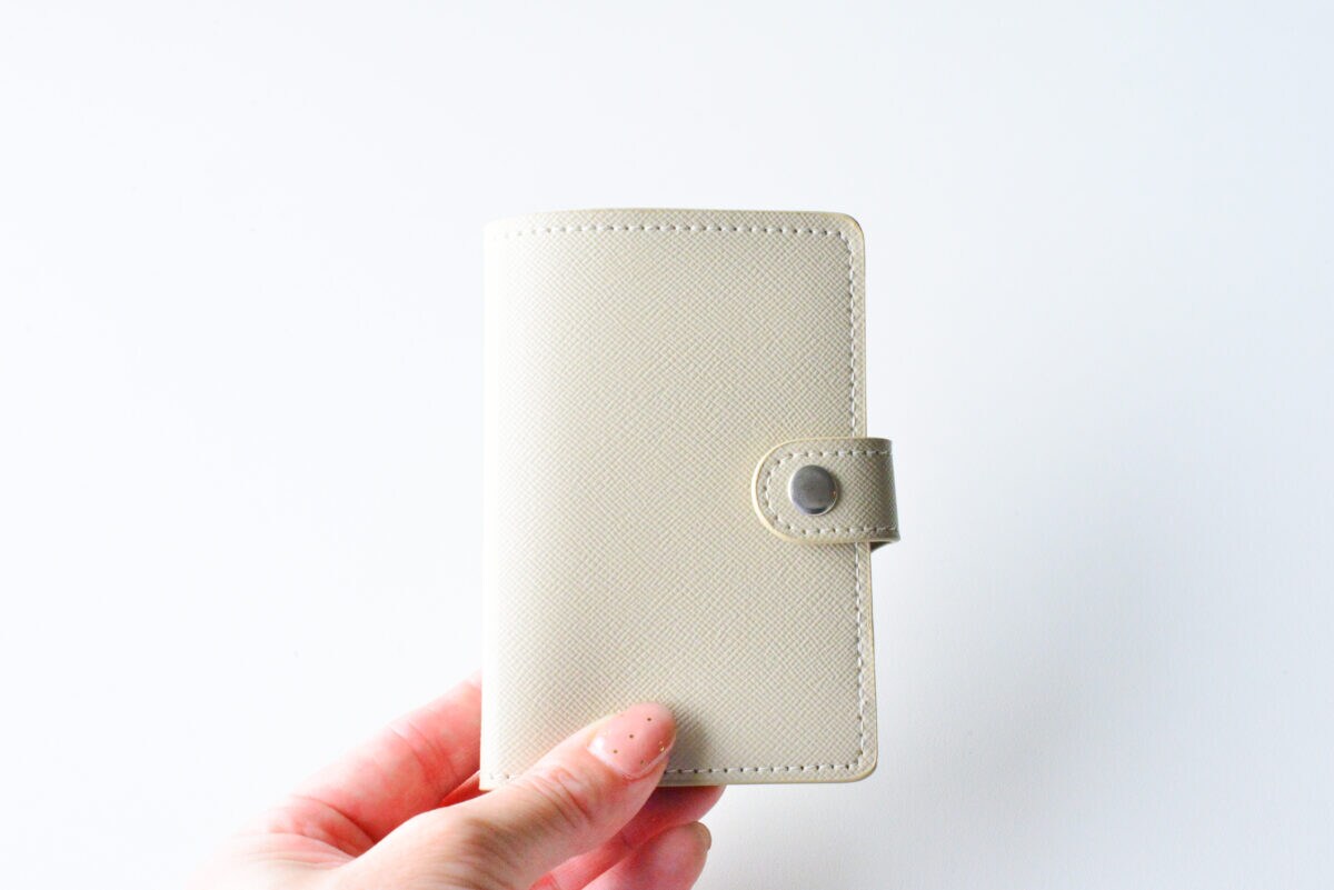 100均のカードケースおすすめ9選！薄型などの使いやすい商品を厳選