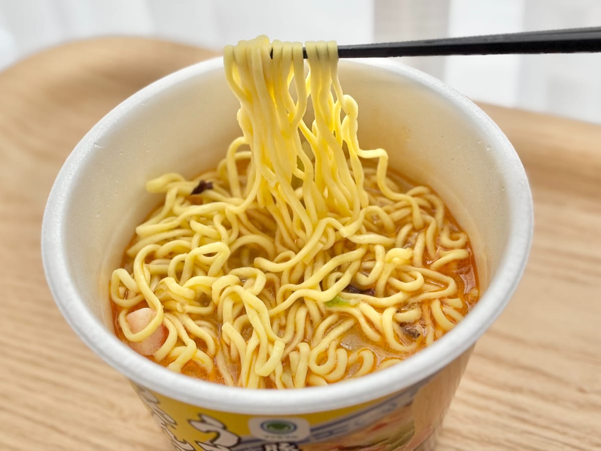 魚介の味がきいてる!【ファミマ】のビッグ麺はウマくて辛くてリピ確定