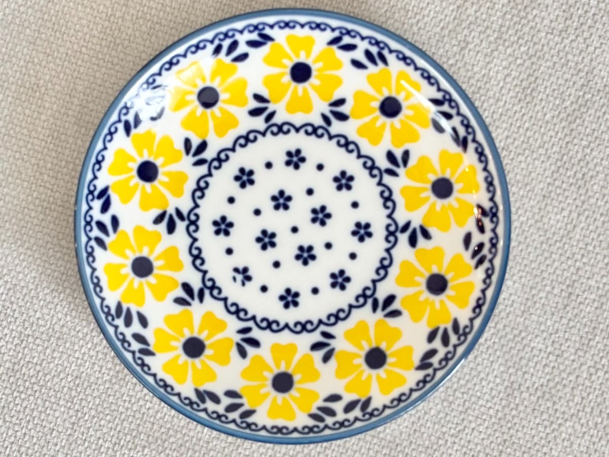 セリアのおすすめ食器10選!おしゃれ&かわいい商品が勢ぞろい♡