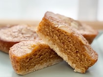 甘くて香ばしくて幸せ……♡【ファミマ】1個60円の新作ケーキが美味