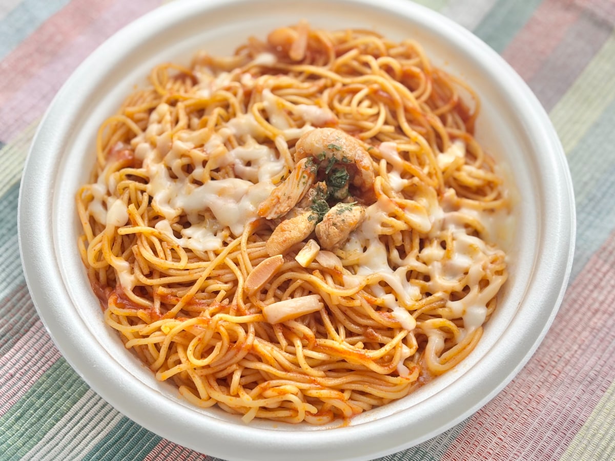 激辛?ちょうどいい?【ファミマ】「ずっと売って」の声も出る新作麺