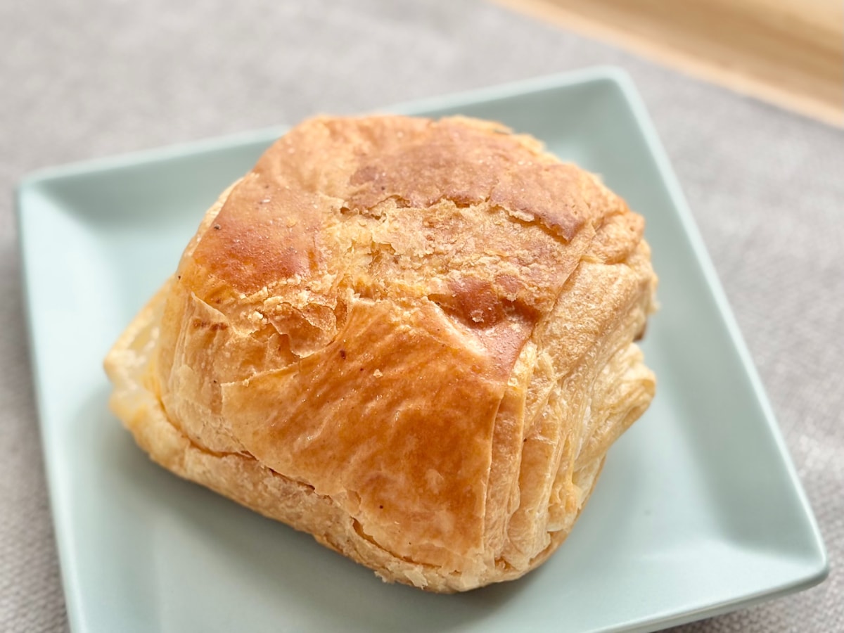 「めちゃんこうまかった」「ちょっと感動」【ローソン】の新作パンって?