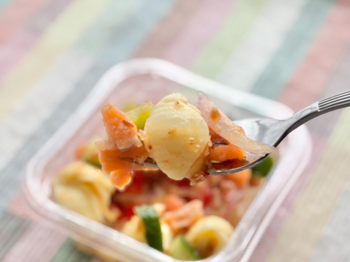 無限に食べたくなる味かも！【ファミマ】ハワイアンなサラダがウマすぎた