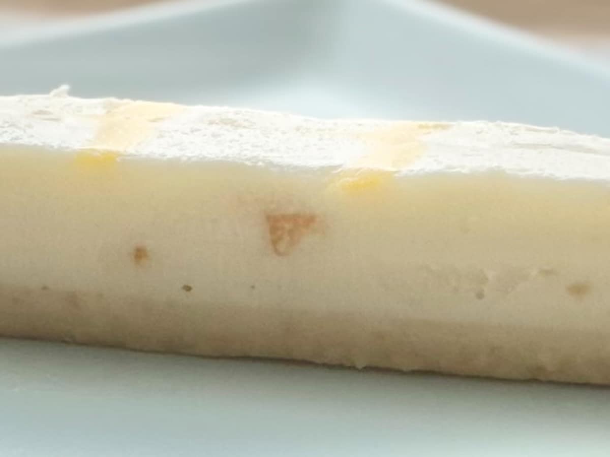 「さわやかな酸味」「リピ確」【ファミマ限定】夏に合うチーズケーキ