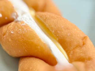 138円なのに食べ応えも！【ファミマ】ダブルクリームが贅沢なドーナツ