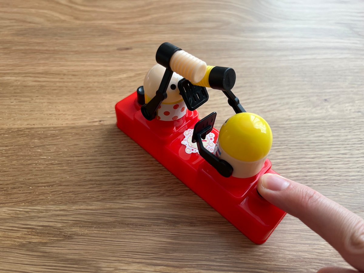 大人も夢中に!「ピコピコバトル」