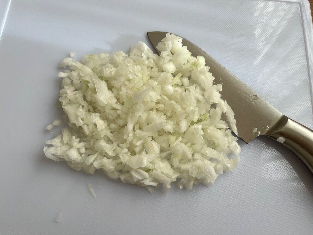 シンプルなプラスチック製の「まな板」