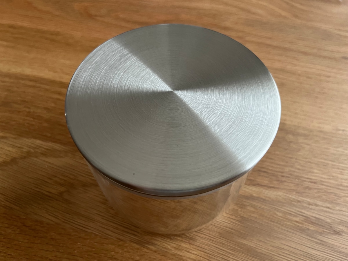 調味料やお茶の保存に！「ガラスキャニスター（ステンレス蓋付）」