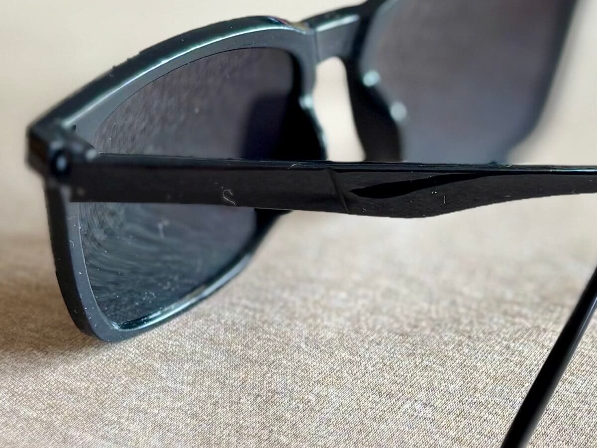 【セリア】サングラスが超優秀♡定番の黒やハート型まで|売り場も紹介