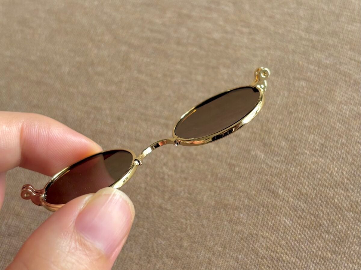 【セリア】サングラスが超優秀♡定番の黒やハート型まで|売り場も紹介