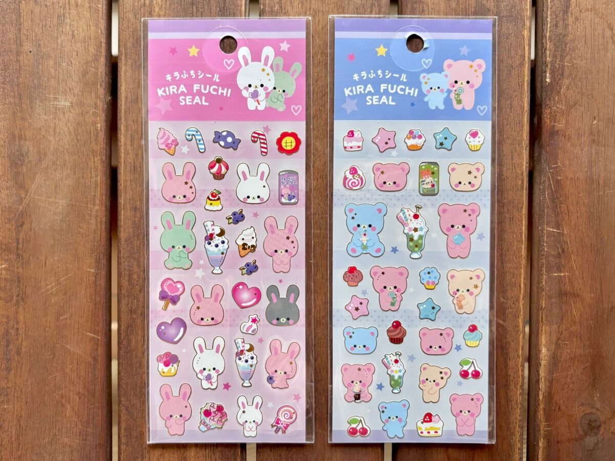 セリアのシールがかわいい&おしゃれ!シールブックやキラキラストーンも♡