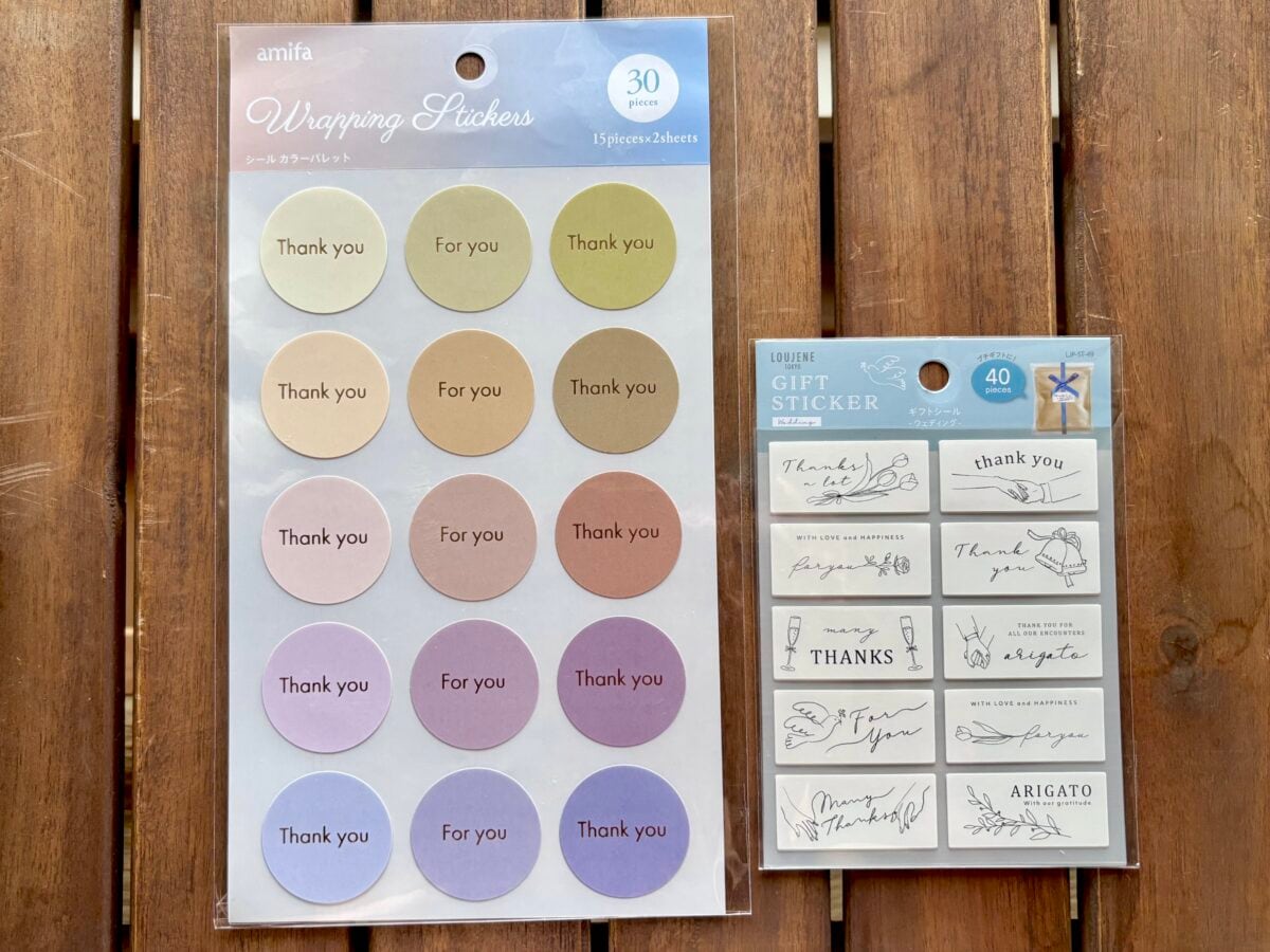 セリアのシールがかわいい&おしゃれ!シールブックやキラキラストーンも♡