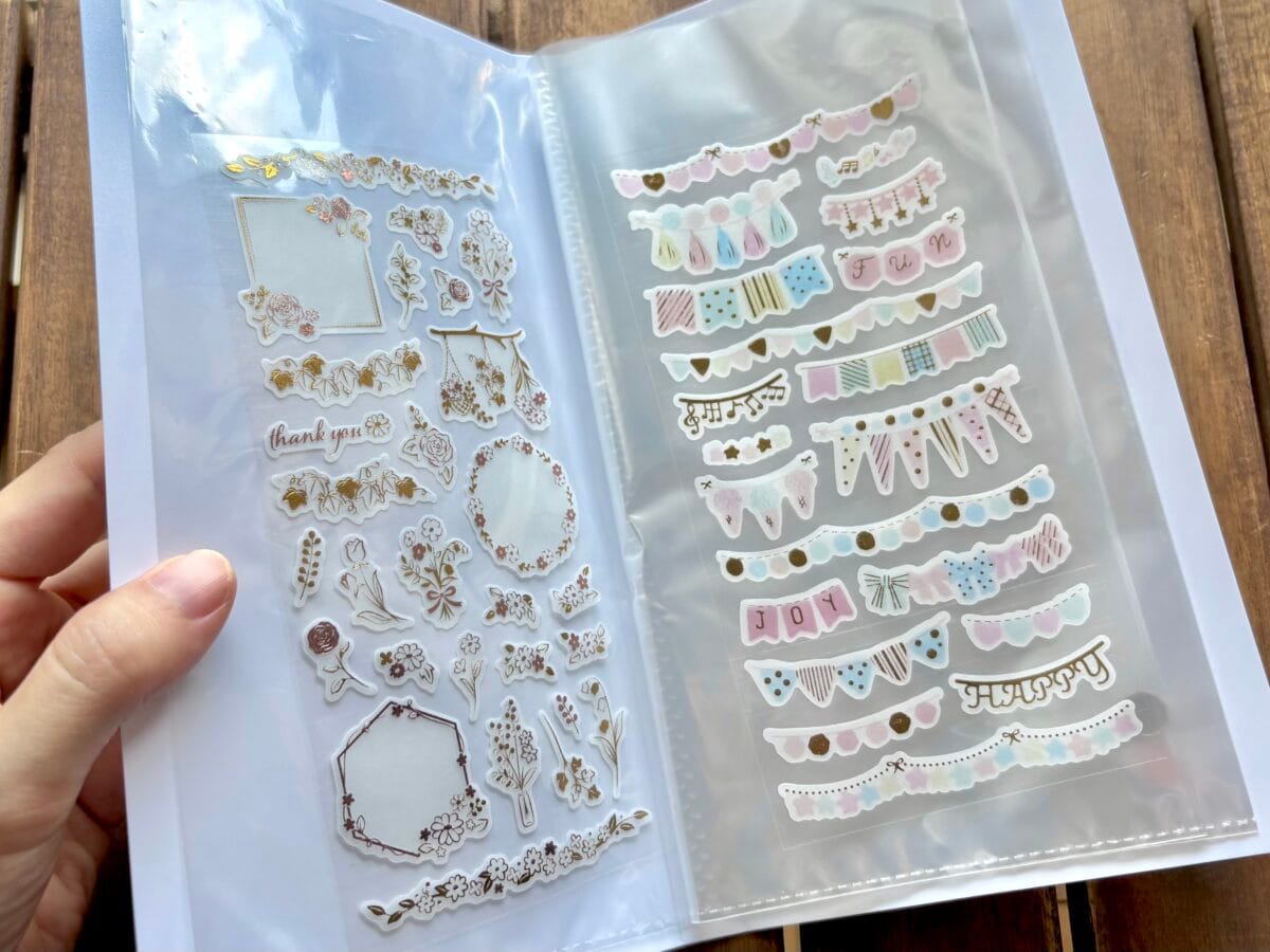 セリアのシールがかわいい&おしゃれ!シールブックやキラキラストーンも♡