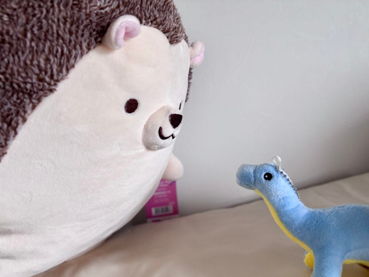 ダイソーのぬいぐるみが話題！推し活から収納まで一挙紹介♪