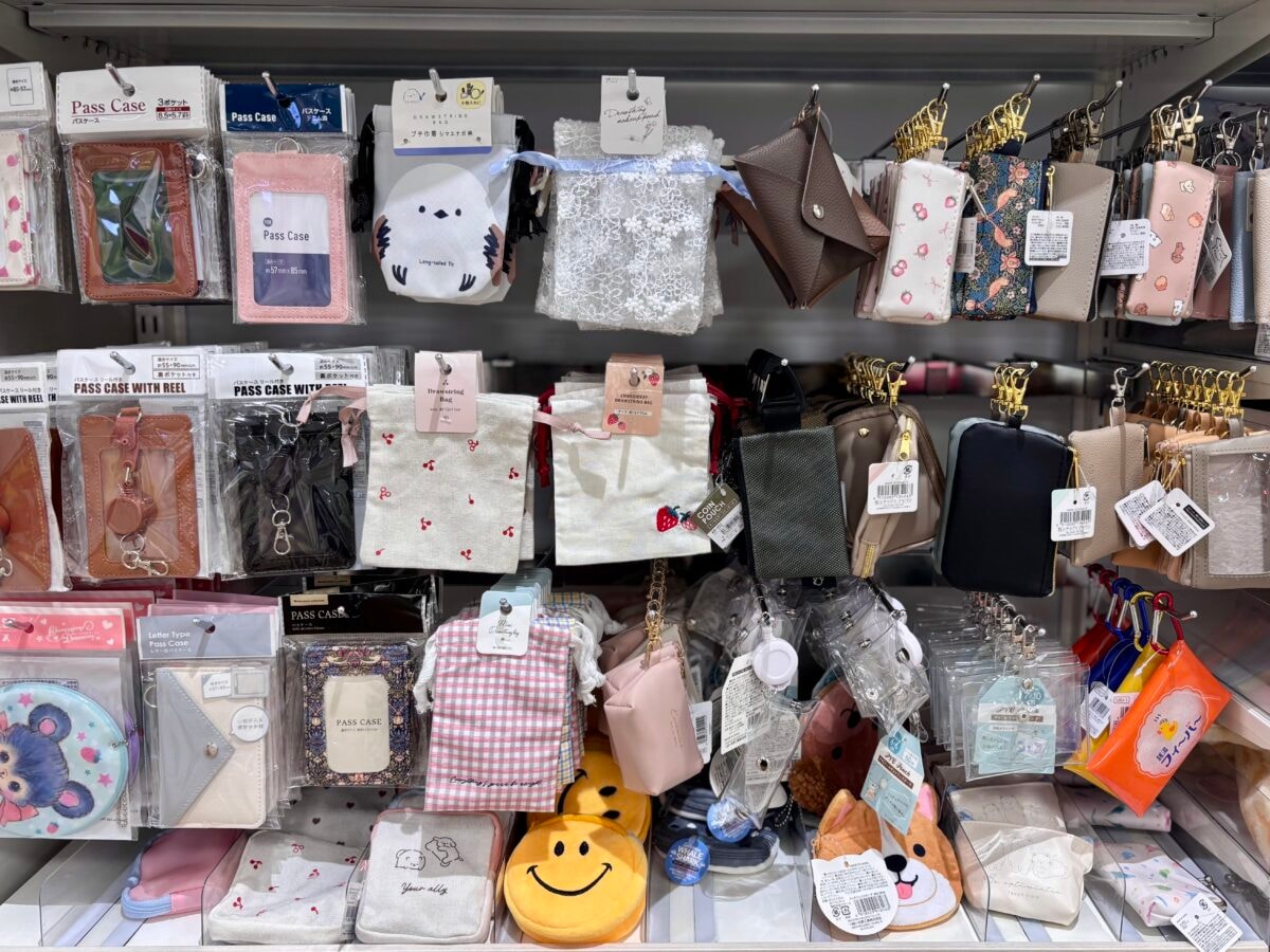 100均【セリア】の財布が超使える!ミニ財布など注目アイテム7選