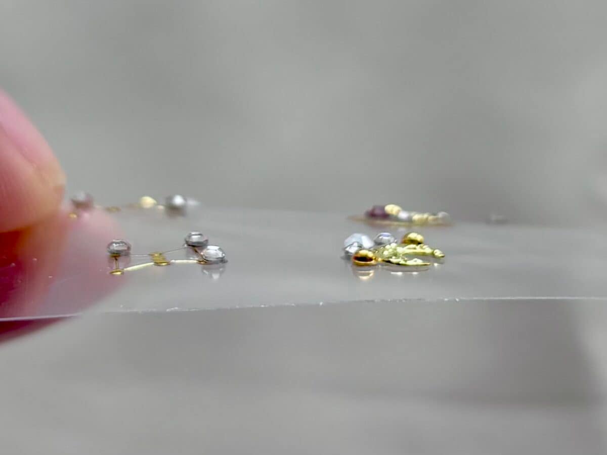 【セリア】のネイルパーツおすすめ一覧｜可愛いリボンやストーンも♡