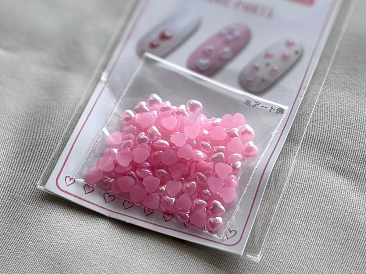 【セリア】のネイルパーツおすすめ一覧｜可愛いリボンやストーンも♡