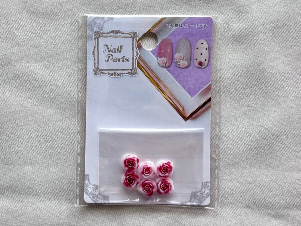 【セリア】のネイルパーツおすすめ一覧｜可愛いリボンやストーンも♡