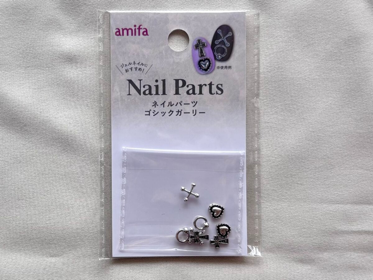 【セリア】のネイルパーツおすすめ一覧｜可愛いリボンやストーンも♡