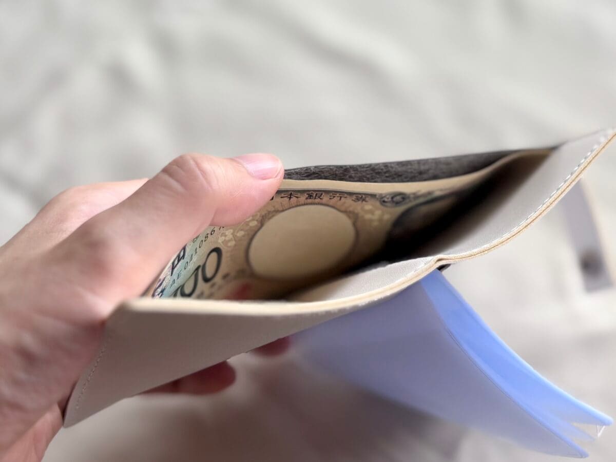 100均【セリア】の財布が超使える！ミニ財布など注目アイテム7選