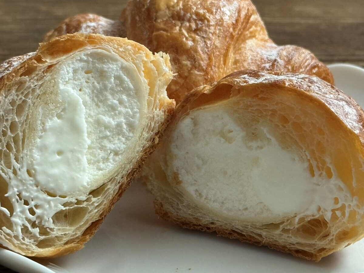 よりミルキーなクリームが食欲そそる【セブン】人気スイーツが美味しすぎた♡