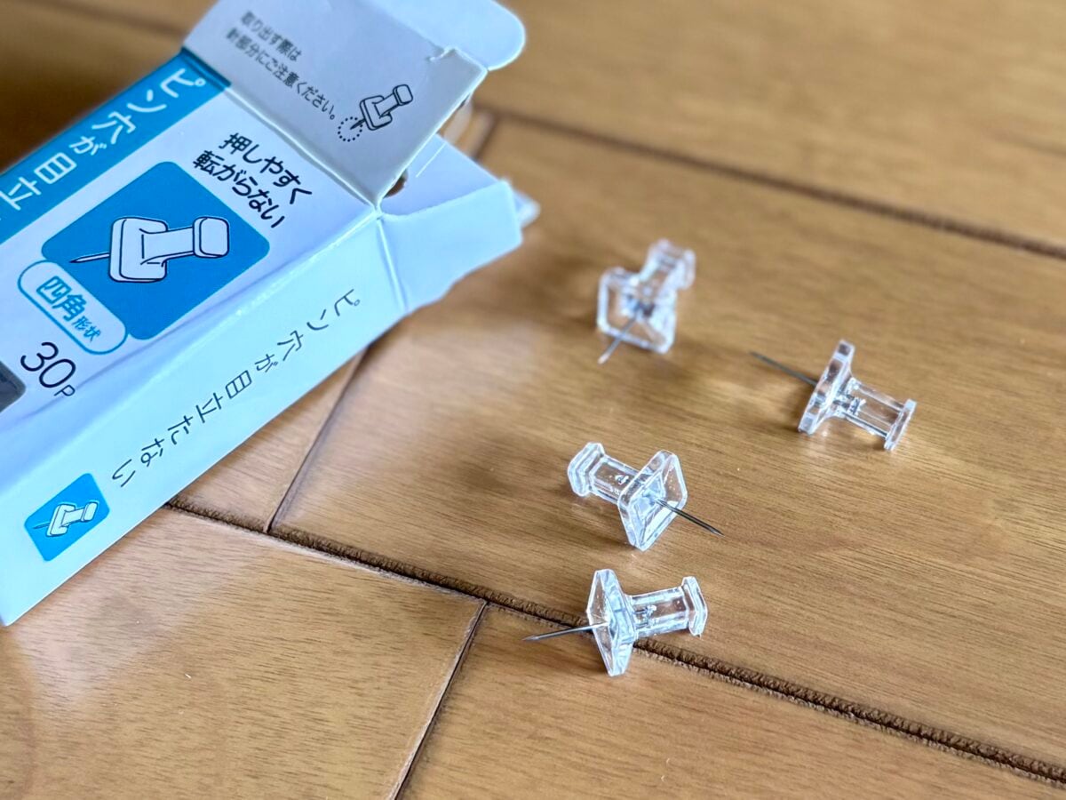 【セリア】の棚おすすめ7選|壁掛け棚や食器棚収納まで