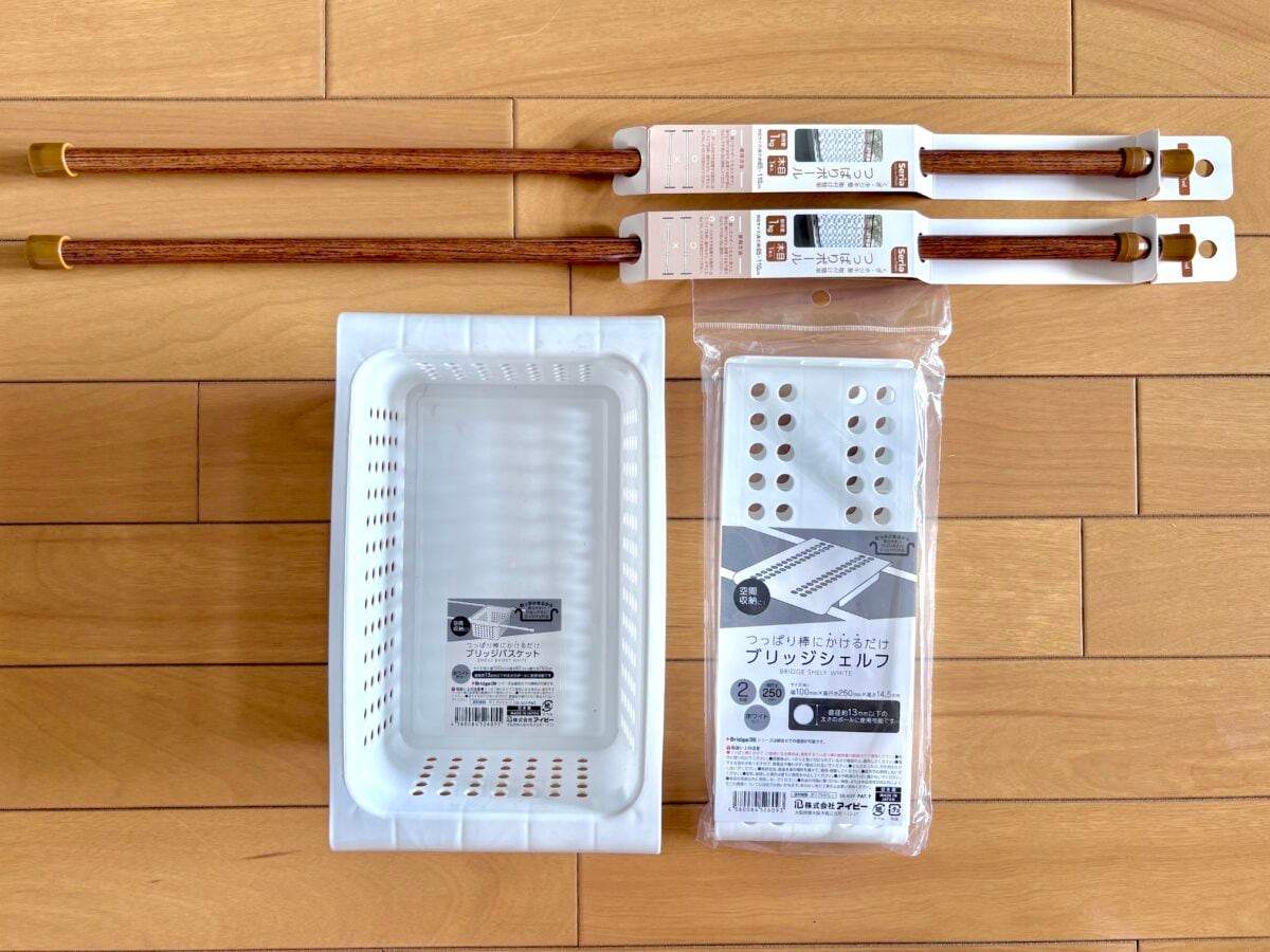 【セリア】の棚おすすめ7選|壁掛け棚や食器棚収納まで