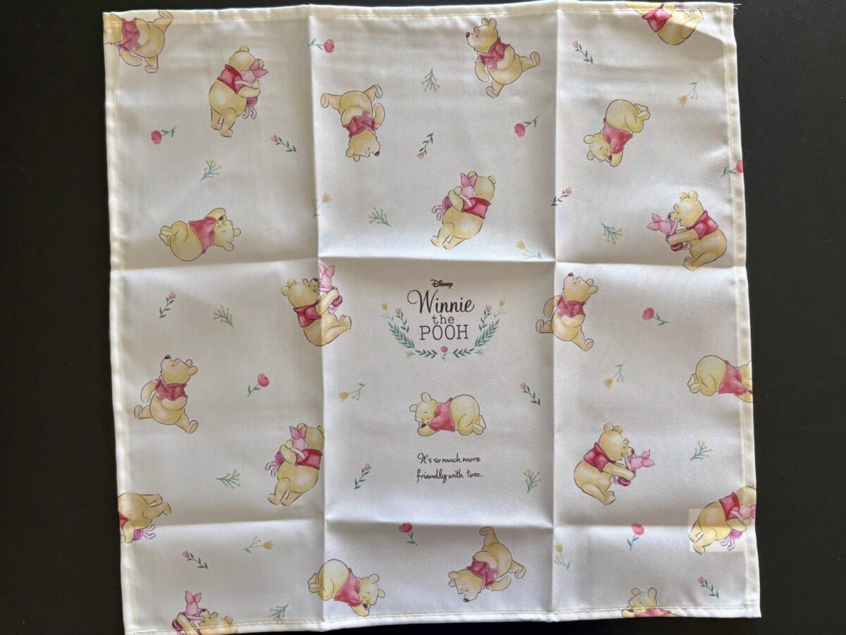 100均【セリア】ランチョンマットで食卓に彩りを|北欧柄やシックな無地も♪