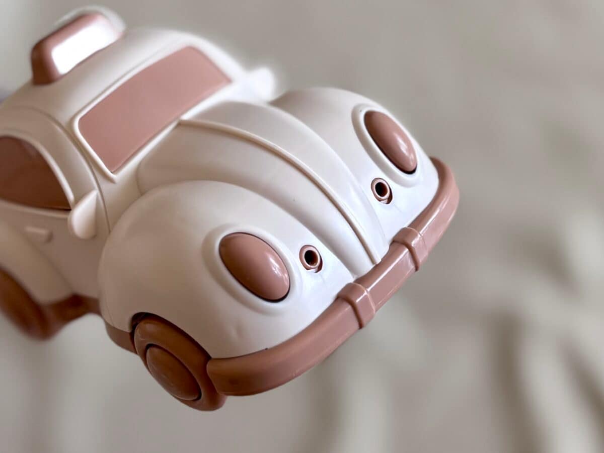 スリーコインズの水鉄砲がアツい!背負うタイプやグロック型はある?【2025】