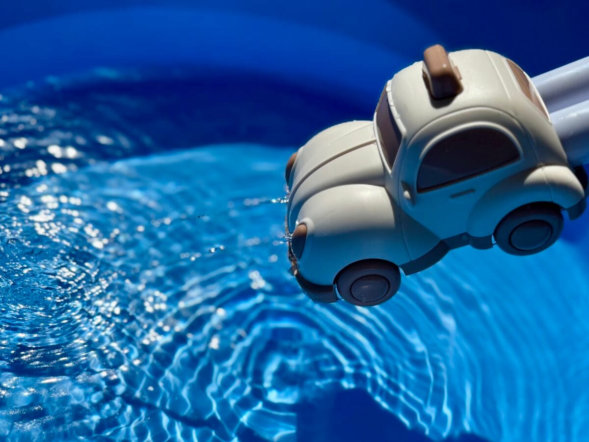 スリーコインズの水鉄砲がアツい!背負うタイプやグロック型はある?【2025】