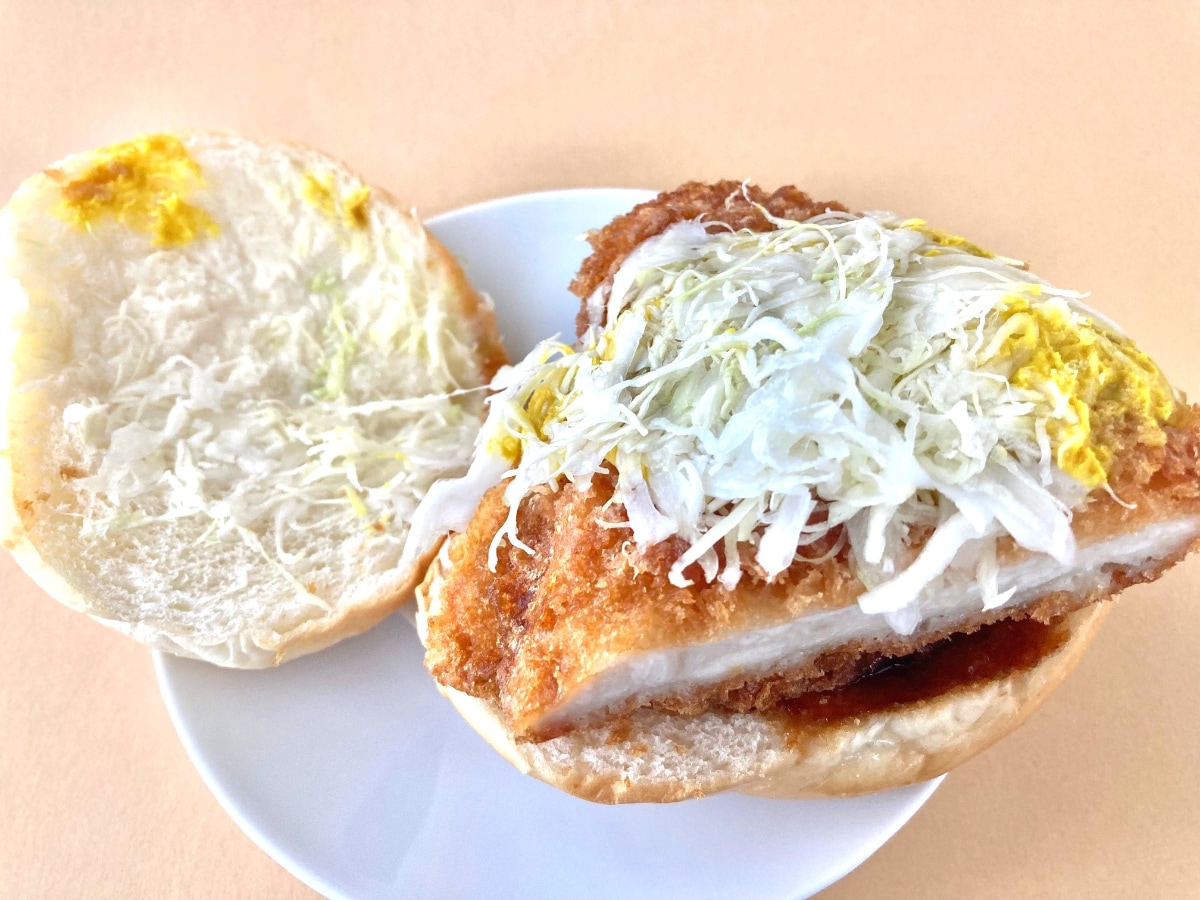 2枚のチキンカツがたまらない!!【ローソン】食べ応えMAX!まちがど厨房の新メニュー