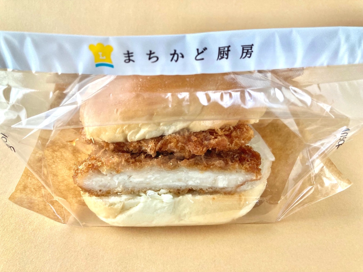 2枚のチキンカツがたまらない!!【ローソン】食べ応えMAX!まちがど厨房の新メニュー