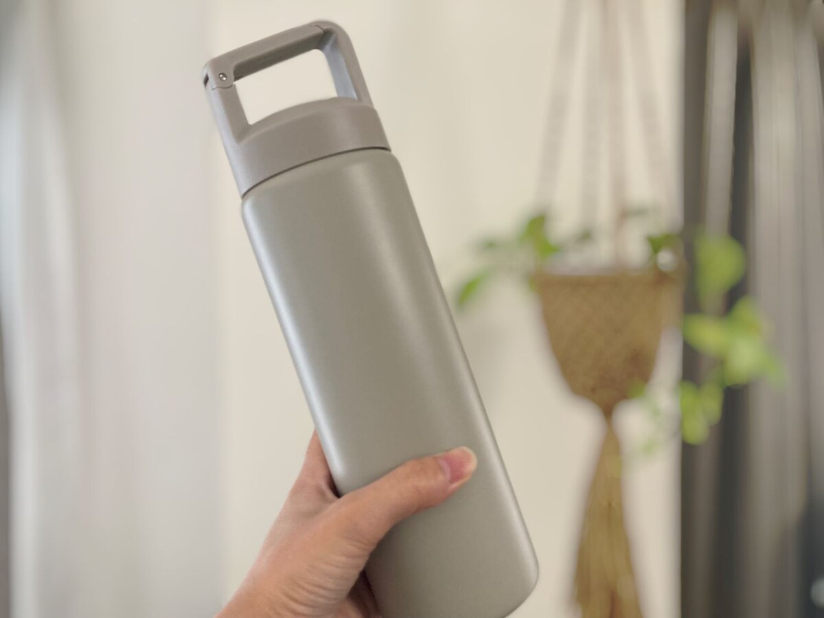 【スリーコインズ】水筒をガチレビュー！話題の炭酸ボトルで保冷効力も検証→驚きの結果に