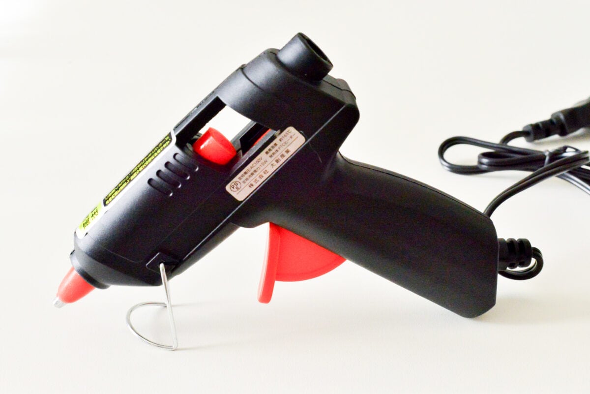 【100均のグルーガン比較】セリア・キャンドゥ・ダイソーおすすめは?