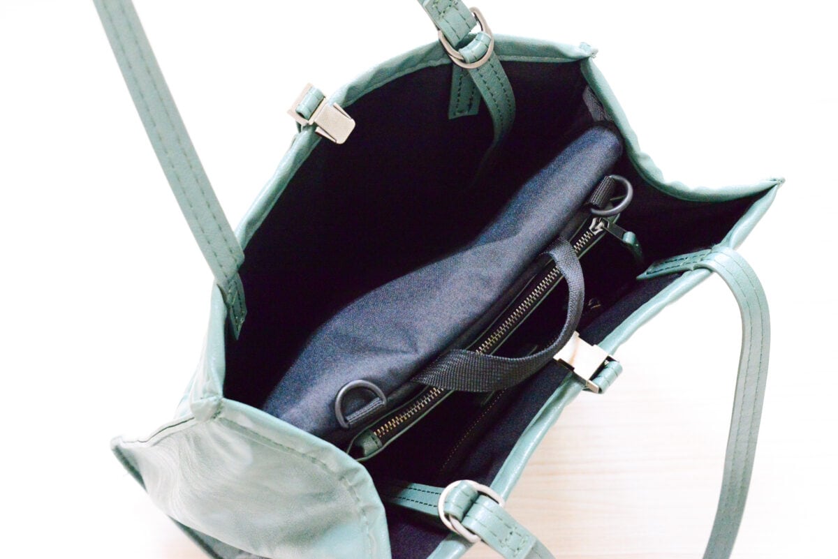 100均のバッグインバッグが超便利！【キャンドゥ・ダイソー・セリア】