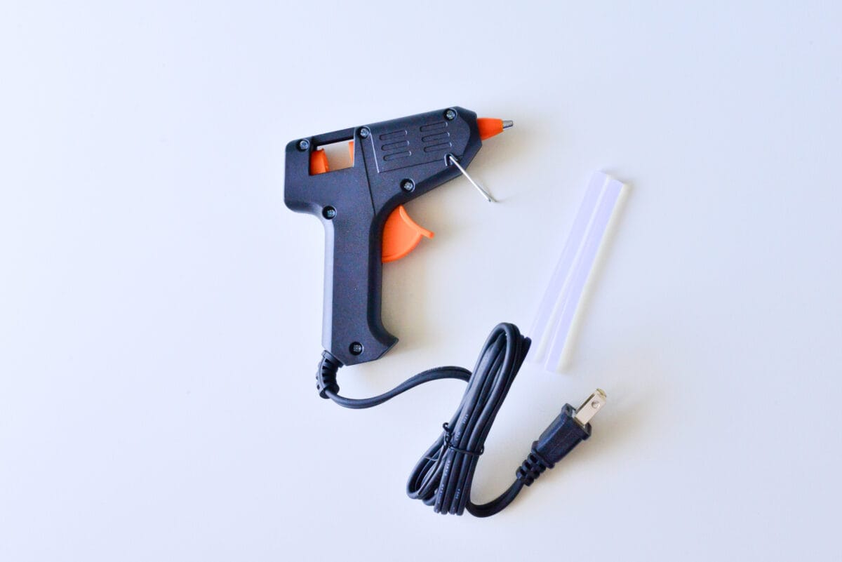 【100均のグルーガン比較】セリア・キャンドゥ・ダイソーおすすめは？