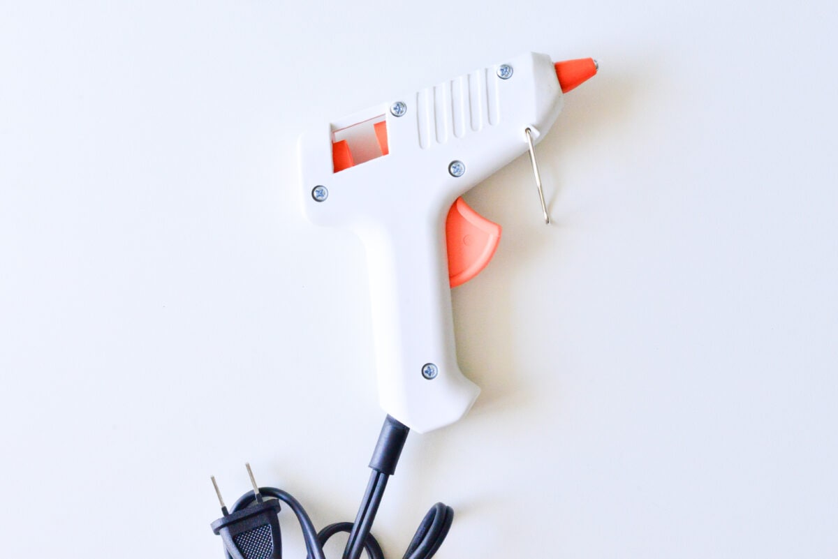 【100均のグルーガン比較】セリア・キャンドゥ・ダイソーおすすめは?