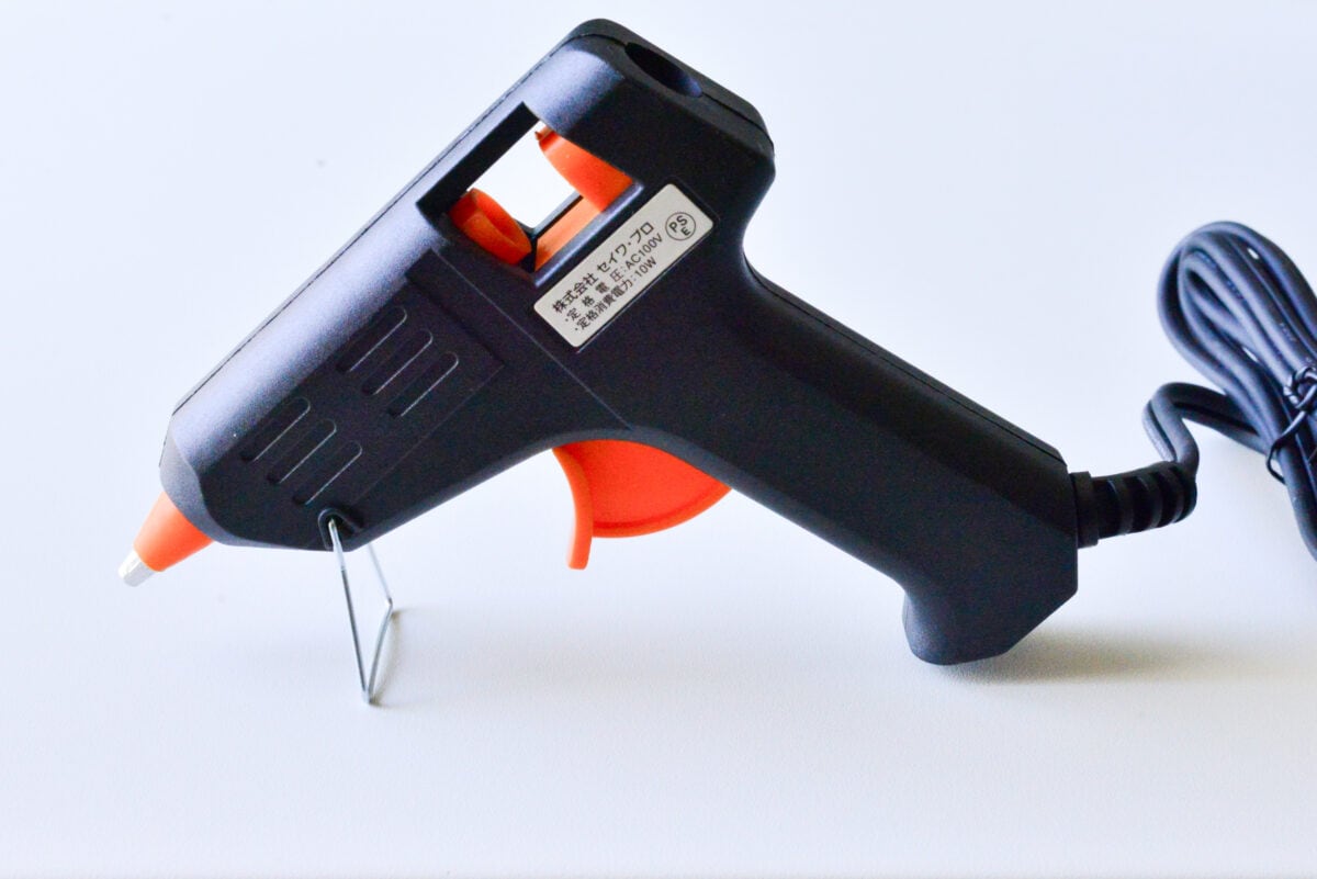 【100均のグルーガン比較】セリア・キャンドゥ・ダイソーおすすめは？