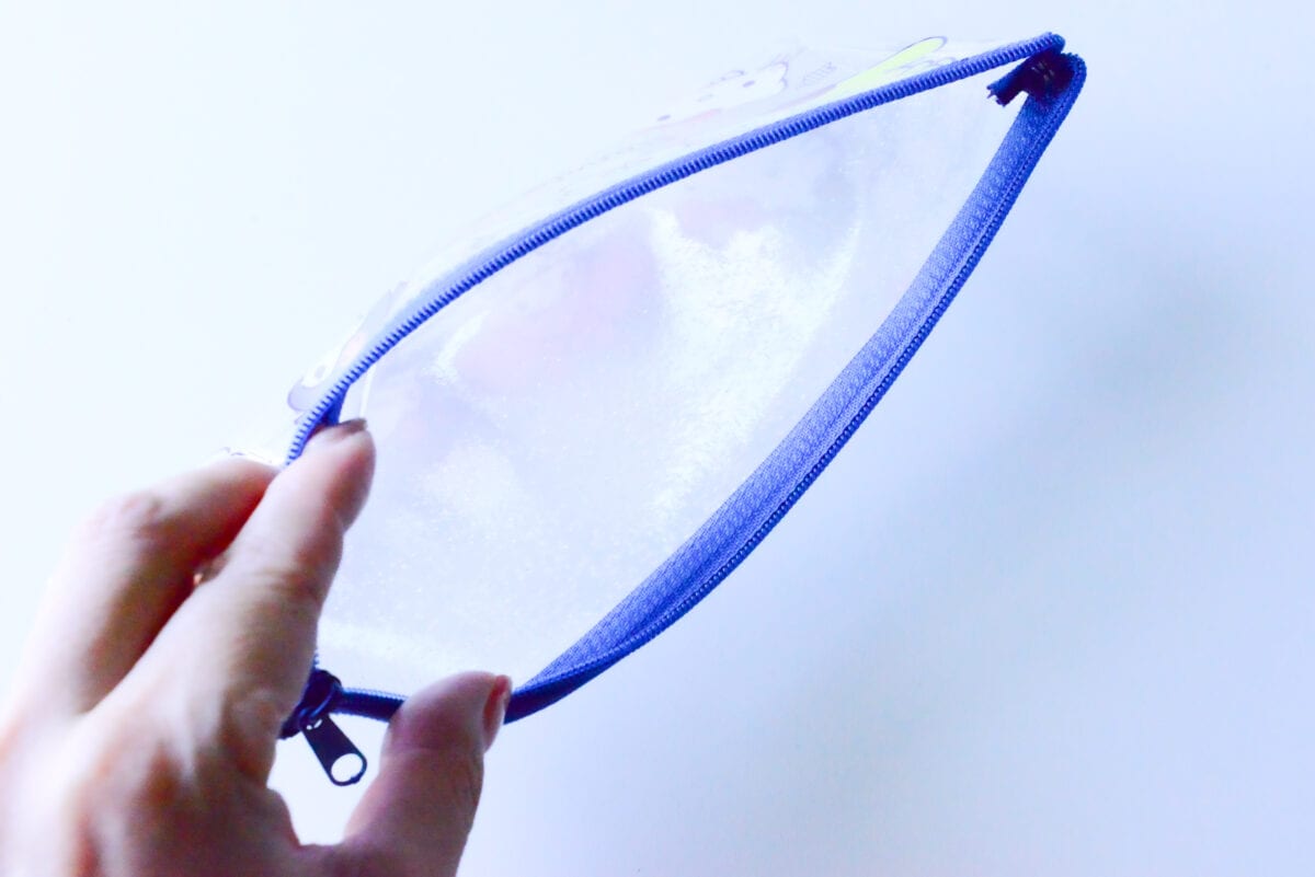 ダイソーのクリアポーチは推し活の強い味方！めっちゃ使える6商品を紹介