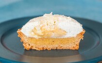 「激ウマ」「食べたら飛ぶ」新発売【ローソン】スイーツはサクふわとろ～り系