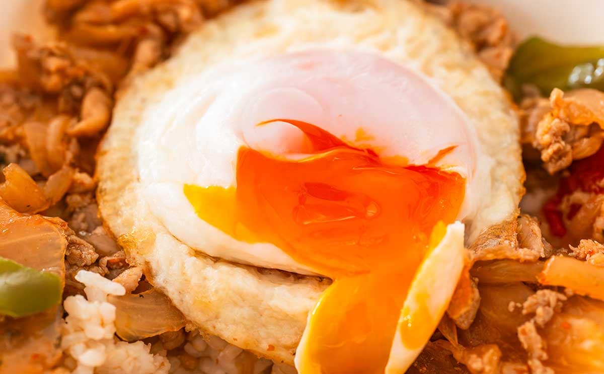 「おいしい」「ほぼ牛丼」【セブン】新発売の「ガパオライス」に賛否の声