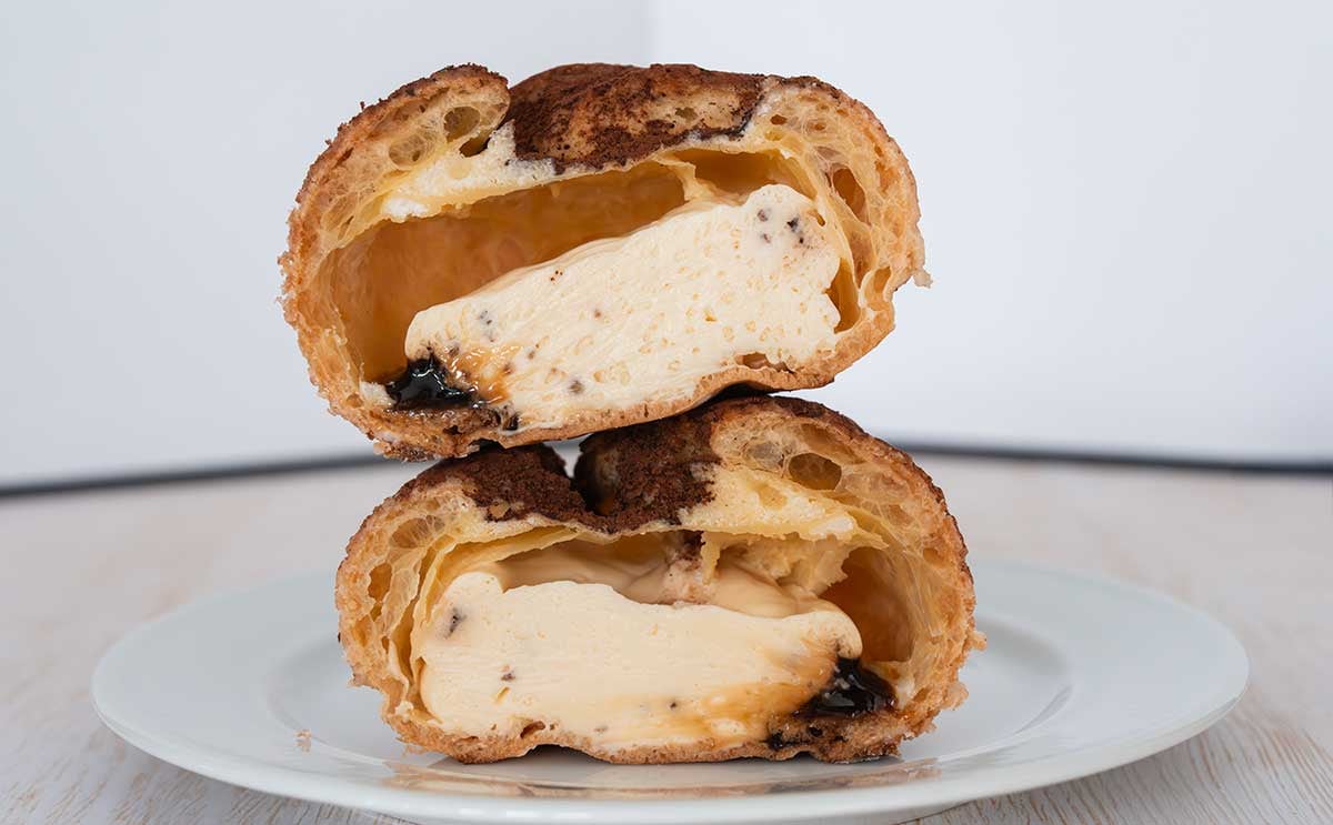 「コンビニクオリティ超えてる」【ローソン】新作スイーツの完成度に拍手