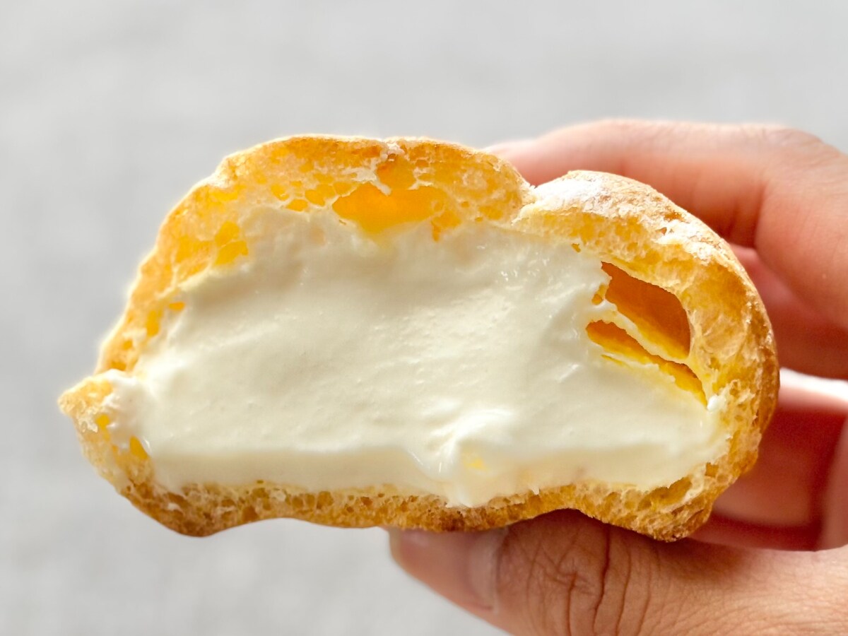 とろっとろのクリームが好きすぎた！【ファミマ】の夏スイーツを実食