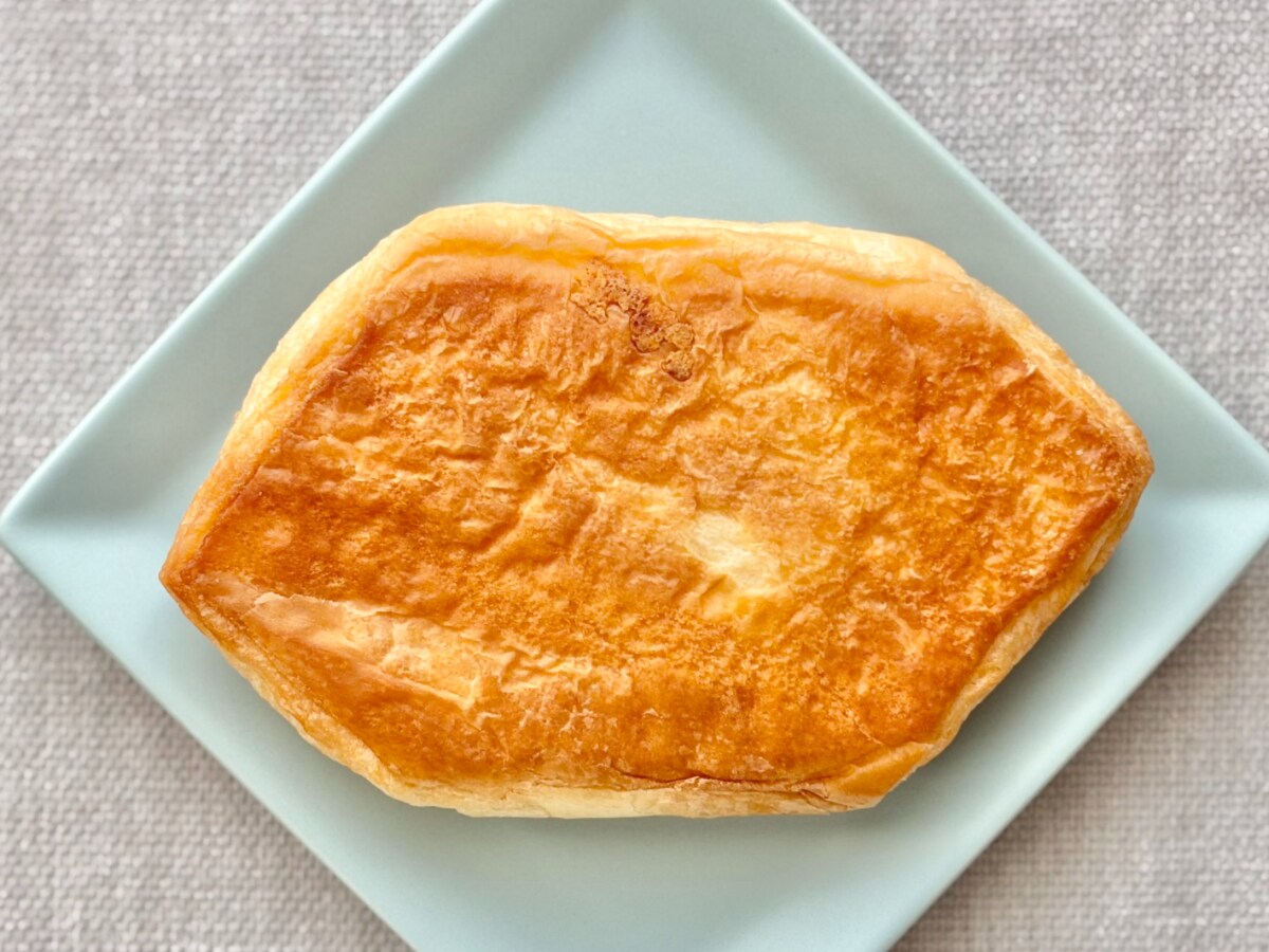 爽やかレモンと濃厚チーズが「美味すぎる」【ファミマ】の新作菓子パン