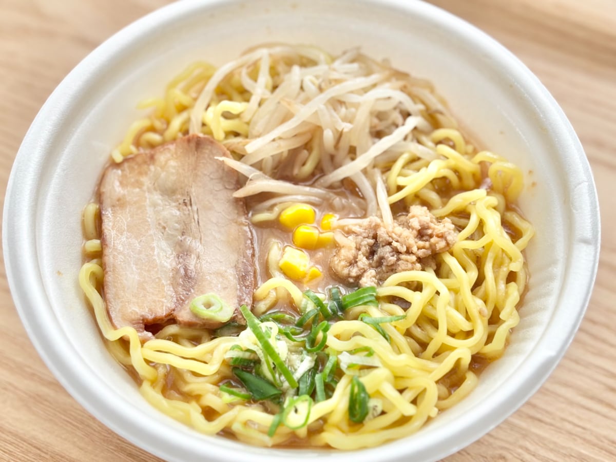 濃厚スープが本格的!【ファミマ】のラーメンはみんなが好きそうな味