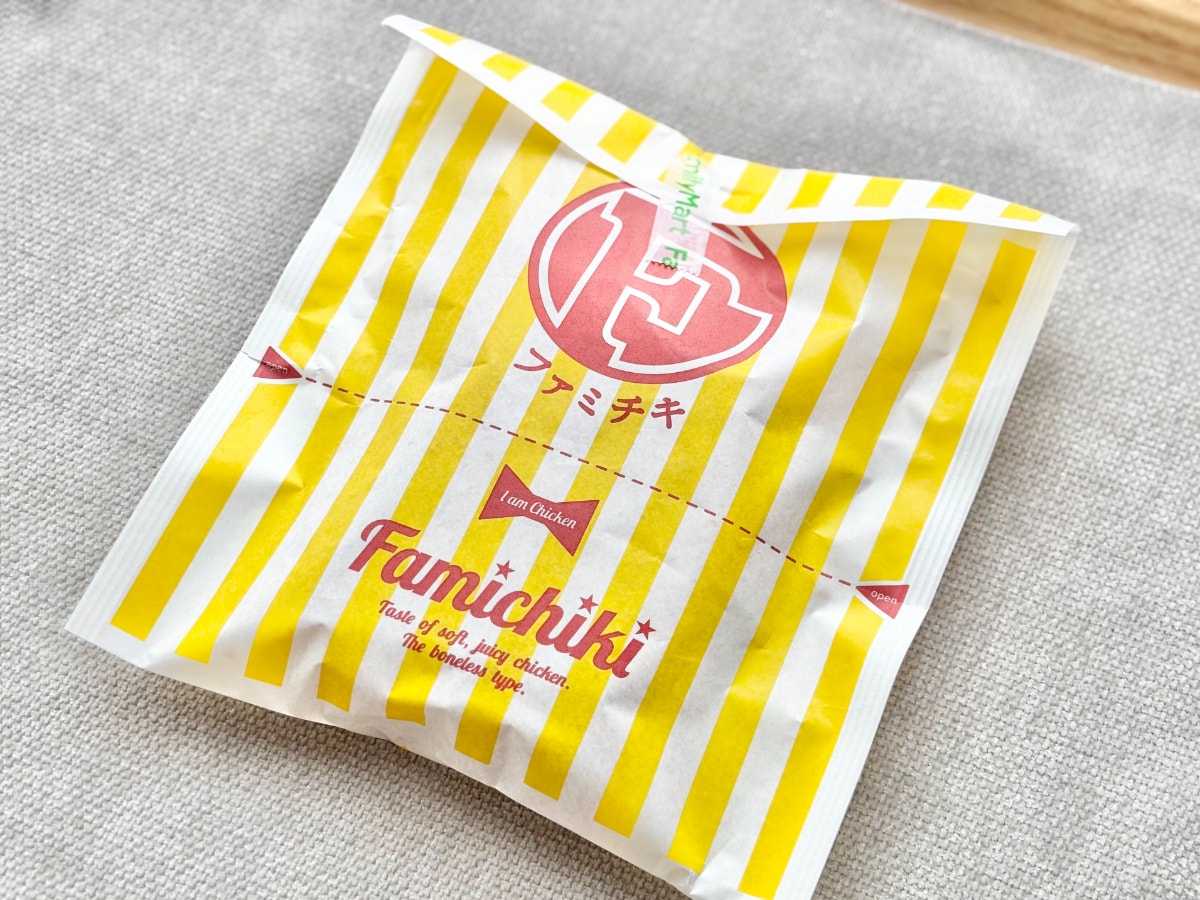 ファミチキオブジェ 看板商品がまさかの巨大化！売り切れた店舗も！？【ファミマ】に