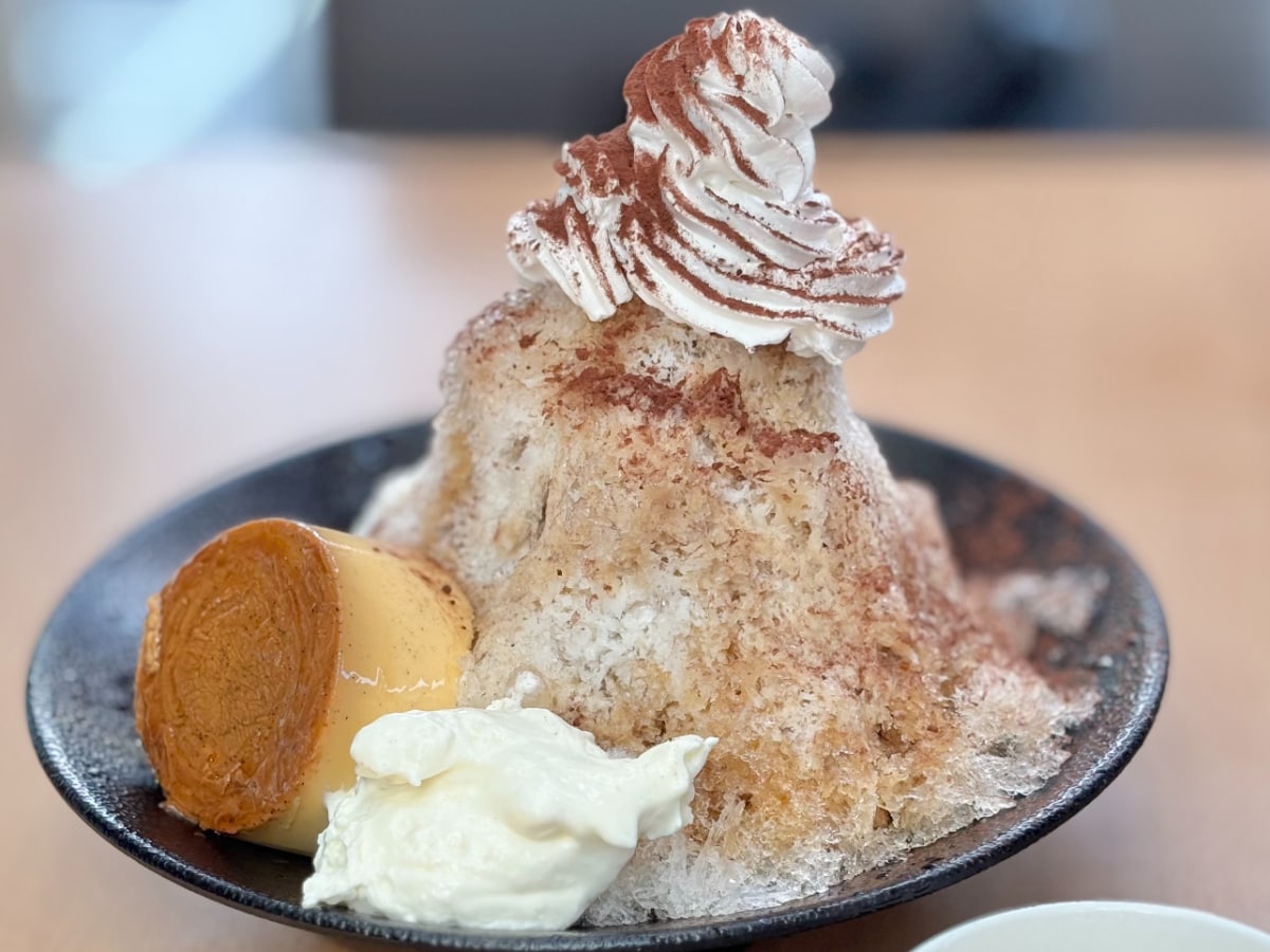 「悪魔的な味」「最高の組合せ」【ガスト】に衝撃的な見た目の新作かき氷